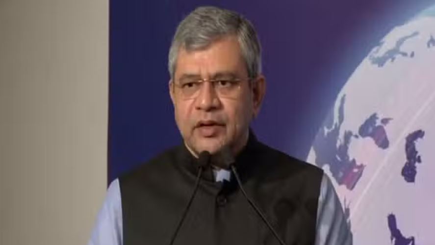 फर्जी कॉल्स पर आईटी मंत्रालय ने जारी की एडवाइजरी, सोशल मीडिया प्लेटफॉर्म से भी मांगी मदद