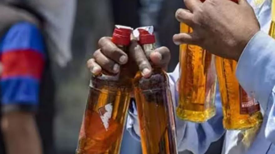 बिहार: जहरीली शराब का तांडव, मरने वाले सात लोगों का नाम आया सामने