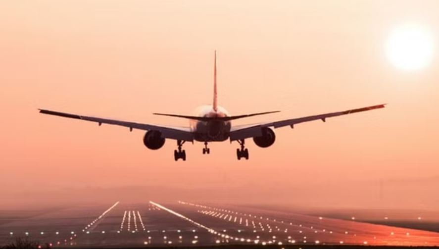 बम की धमकियां: बीसीएएस ने एयरलाइन कंपनियों से कहा- सुरक्षित है भारत का वायुक्षेत्र