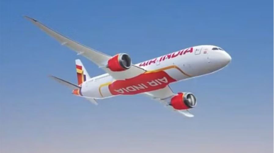 सात विमानों में बम की धमकी, दिल्ली से शिकागो जा रही एयर इंडिया की फ्लाइट की गई कनाडा डायवर्ट