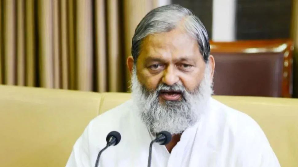 मैंने बाहर की समस्याएं सुननी बंद कर दी हैं, फरियादी से बोले अनिल विज