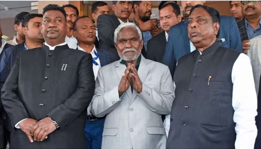 झारखंड के पूर्व सीएम चंपई सोरेन अस्पताल में भर्ती