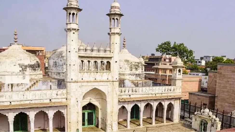 ज्ञानवापी में वजूखाने के एएसआई सर्वे की मांग पर सुनवाई कल