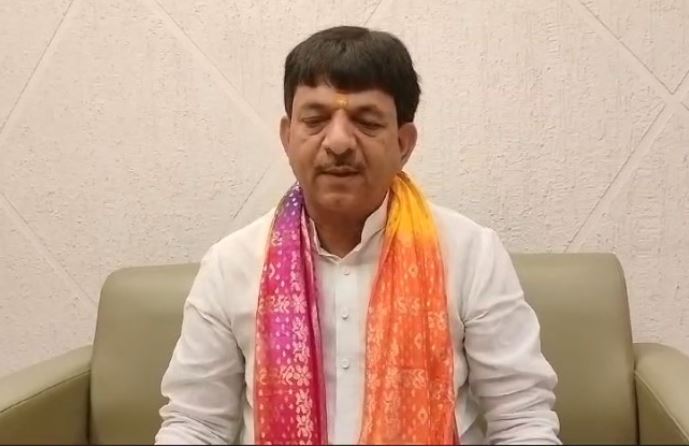 यह योगी की सरकार है, उपद्रवियों को बख्शा नहीं जाएगा: कपिल देव