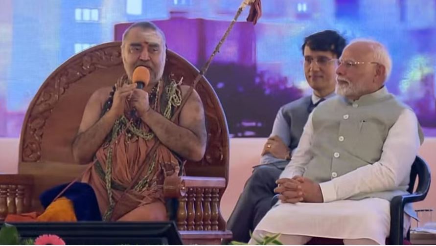 पीएम ने हर-हर महादेव... से शुरू किया अपना संबोधन, बोले- यह पवित्र महीना है...