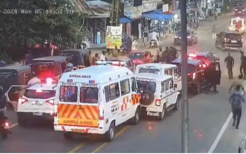 केरल के सीएम पिनाराई विजयन के काफिले में हादसा, किसकी थी गलती?