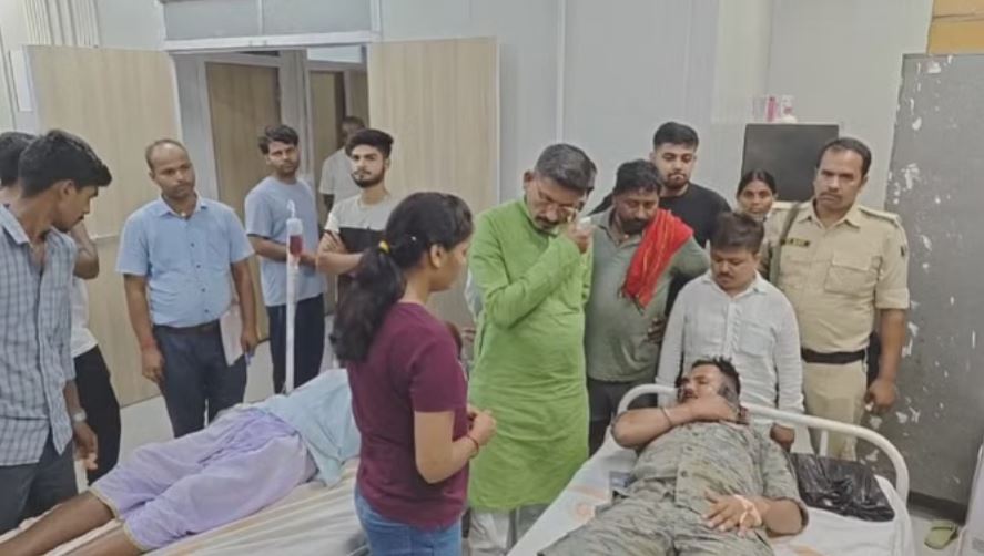 जहानाबाद में शिक्षक की मौत मामले में नाराज ग्रामीणों ने पुलिस पर किया हमला