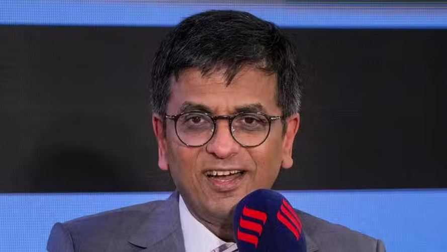 नेताओं से जजों की मुलाकात को लेकर सीजेआई की टिप्पणी- सरकार प्रमुखों से मिलने का मतलब डील नहीं