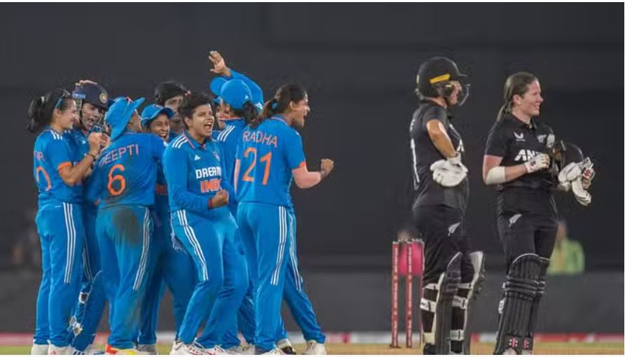 न्यूजीलैंड VS भारत: राधा और साइमा की घातक गेंदबाजी से भारत ने जीता पहला वनडे