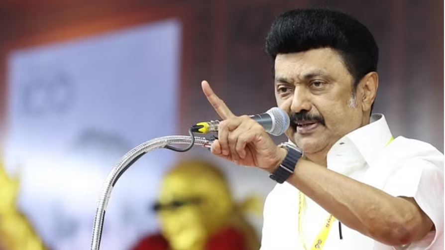 'देश की एकता को तबाह कर रहे हैं बाप-बेटे', 'द्रविड़' विवाद पर जानिए क्या बोले भाजपा नेता