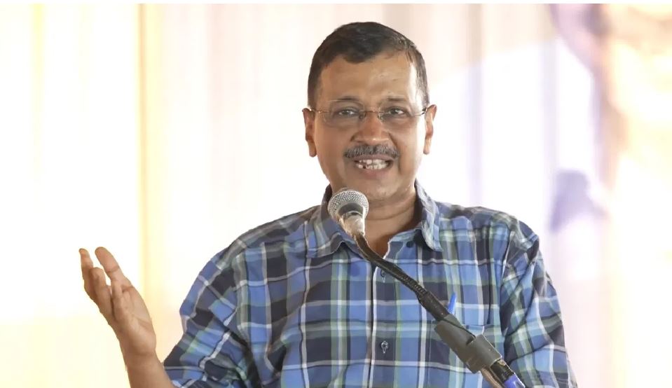 लोगों के स्वास्थ्य के मुद्दे पर गलत बोलना ठीक नहीं, केजरीवाल का पीएम पर हमला