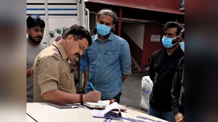 देहरादून: अमेरिका और कनाडा के लोगों को फ्लाइट बुकिंग के नाम पर ठगने वाले तीन गिरफ्तार