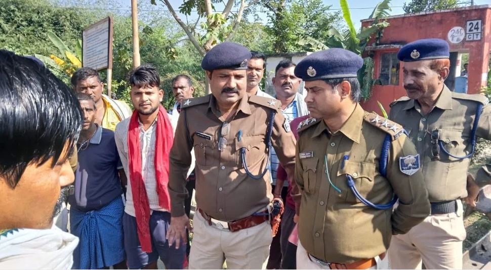 खगड़िया में दर्दनाक हादसा, ट्रेन से कटकर 2 मजदूरों की मौत