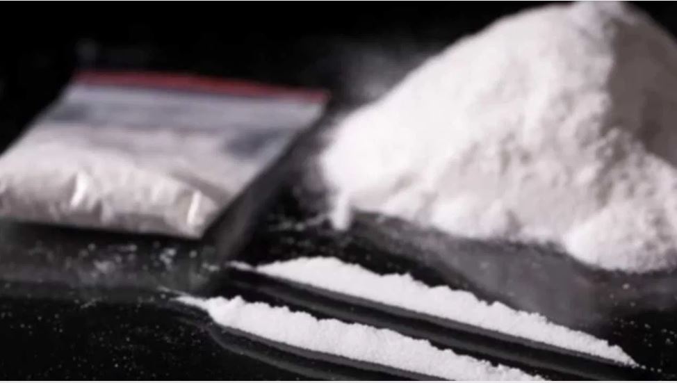 बंगाल टू दिल्ली… लग्जरी कार से ले जाई जा रही थी 42 करोड़ की कोकीन