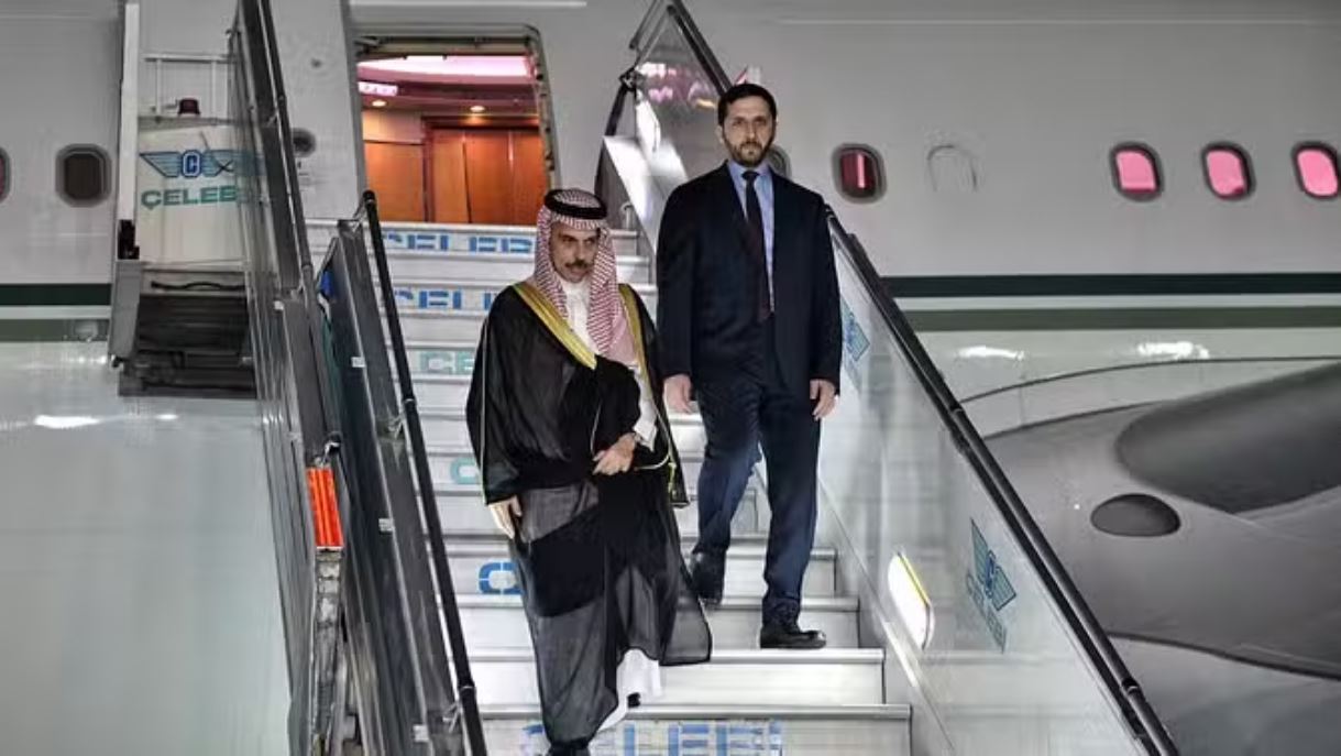 सऊदी अरब के विदेश मंत्री फैसल पहुंचे भारत, एस जयशंकर से करेंगे बैठक