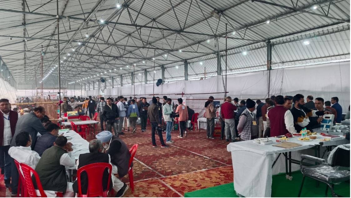 मीरापुर रिजल्ट: मितलेश पाल- सुम्बुल राणा से 18630 वोटों से आगे
