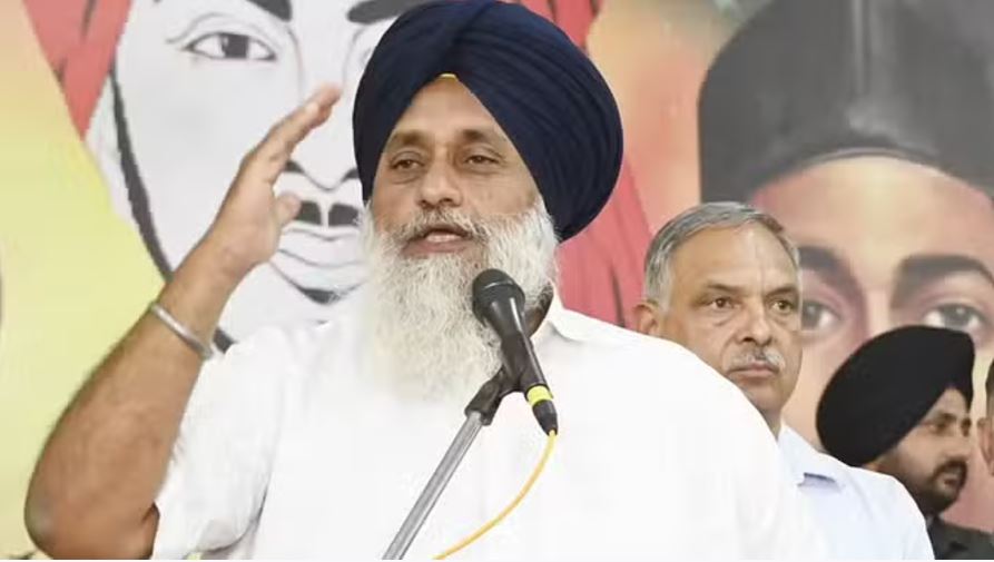 सुखबीर सिंह बादल ने अकाली दल के अध्यक्ष पद से दिया इस्तीफा