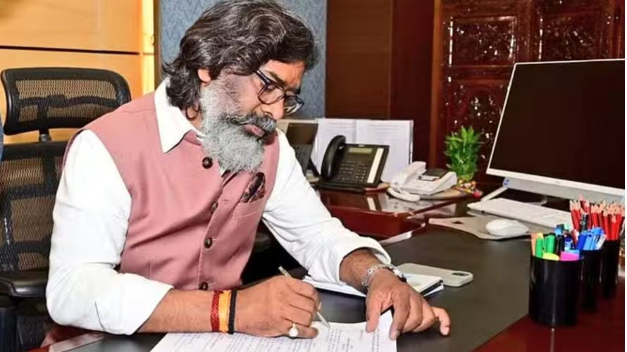 हेमंत सरकार का पहला फैसला, मैया सम्मान योजना के तहत महिलाओं को मिलेंगे 2500 रुपए