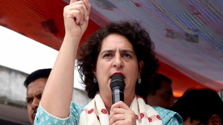नागपुर में प्रियंका गांधी के रोड शो में भिड़े कांग्रेस और भाजपा कार्यकर्ता, तनाव