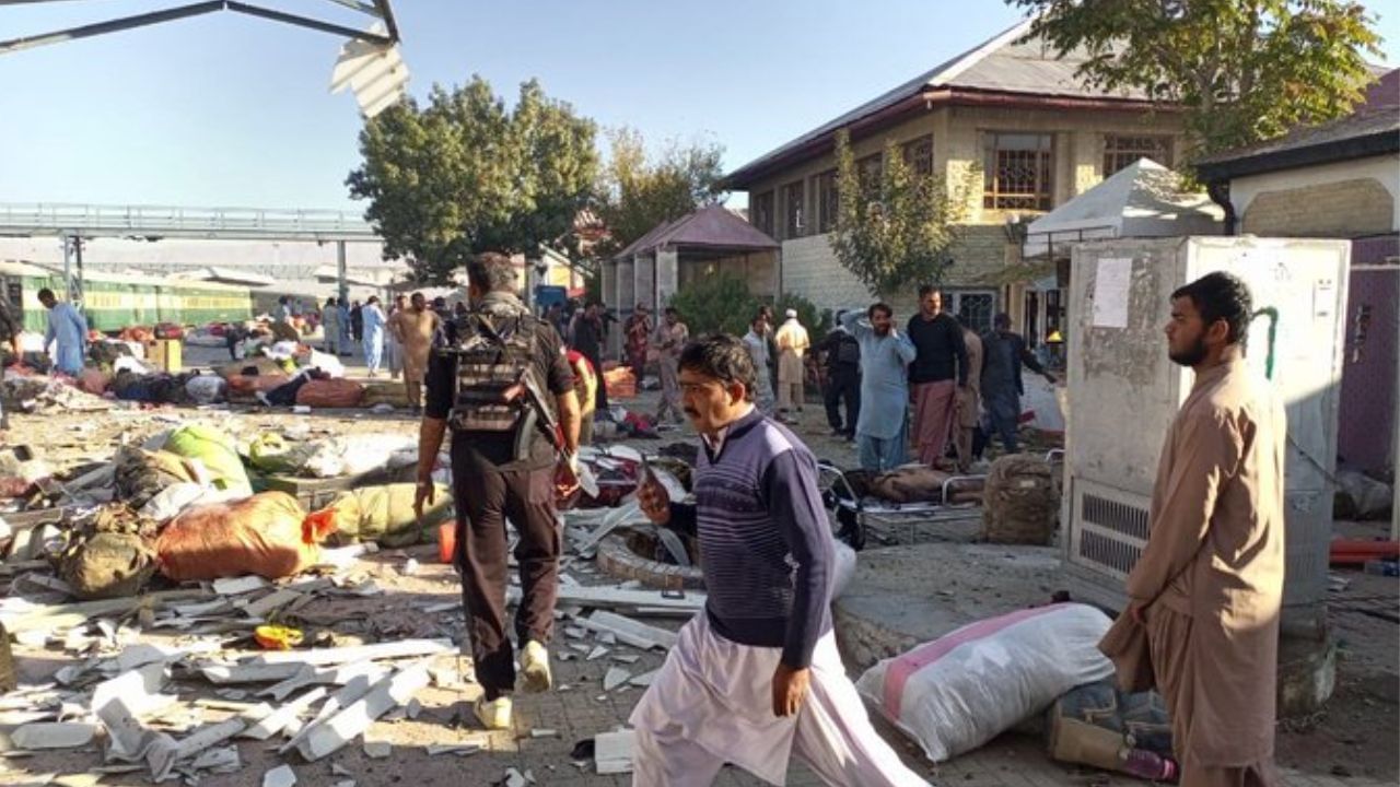पाकिस्तान के क्वेटा रेलवे स्टेशन पर जोरदार धमाका, 20 लोगों की मौत, कई घायल