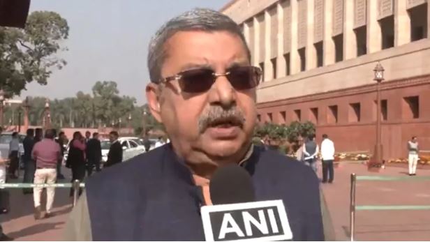 महाराष्ट्र में करारी हार के बाद टीएमसी सांसद ने कांग्रेस पर दागे सवाल