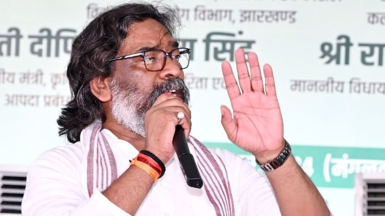 5 साल में 7 साल बढ़ गई सीएम सोरेन की उम्र…बीजेपी ने नामांकन पत्र पर उठाए सवाल