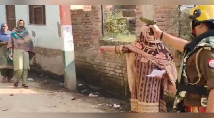 मीरापुर में बड़ी कार्रवाई, दो दरोगा निलंबित, चुनावी गाइडलाइंस का उल्लंघन करने पर गिरी गाज