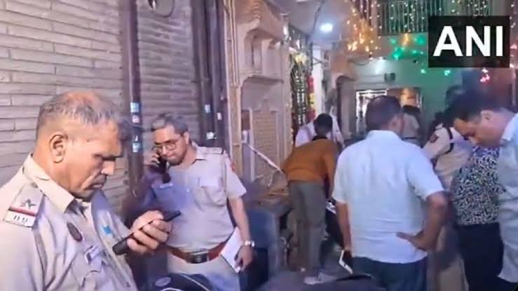 दिल्ली के शाहदरा में दो लोगों की गोली मारकर हत्या, एक घायल