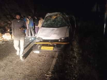 टिहरी में बड़ा सड़क हादसा, वैन दुर्घटना में ड्राइवर की मौत, 7 लोग घायल