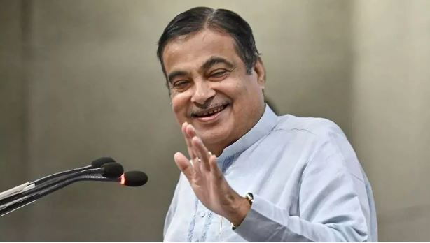 'प्यार और जंग में सब जायज है', नितिन गडकरी ने शरद पवार को लेकर क्यों कही ऐसी बात?