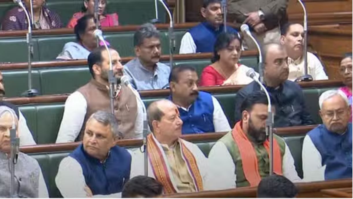 बिहार: सदन में चारों नवनिर्वाचित विधायकों ने ली शपथ
