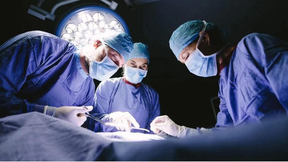 पीएमजेएवाई फंड के लिए मौत से सौदा… गांव से 19 मरीज लाए, बिना बताए की एंजियोग्राफी