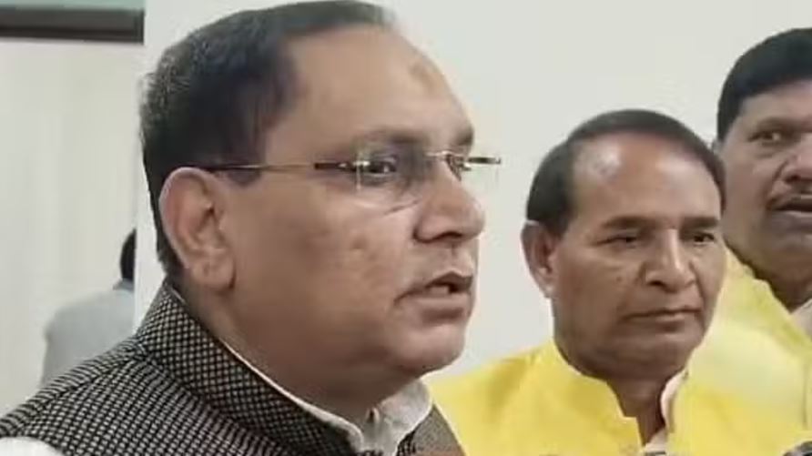 बिहार: मंत्री महेश्वर हजारी ने बताया 2025 में 225 सीटें एनडीए का लक्ष्य