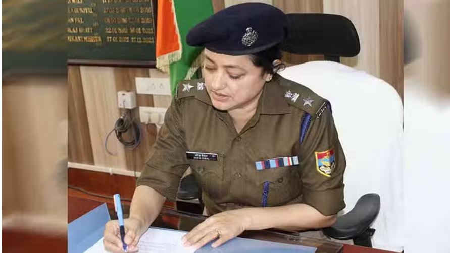 नई एसपी ने संभाली कमान, मस्जिद विवाद के बीच शहर में कानून व्यवस्था बनाने की है सामने चुनौती