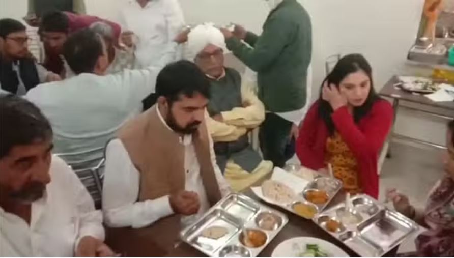 सोनीपत में खुली अटल कैंटीन: 10 रुपये में भरपेट खाना: खाने में घर जैसा टेस्ट