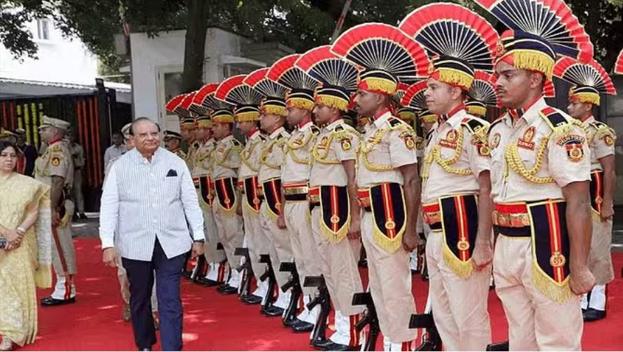 तत्काल नियुक्ति हो 2346 होमगार्ड; सभी पास कर चुके हैं सारे मापदंड: दिल्ली एलजी