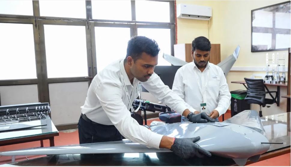 भारत में बैठे-बैठे एक इशारे पर लाहौर तक वार कर सकता है ये ड्रोन, आईआईटी कानपुर ने किया तैयार