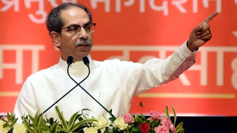 उद्धव ठाकरे के हेलीकॉप्टर की फिर चेकिंग, एक दिन पहले भी ली गई थी तलाशी