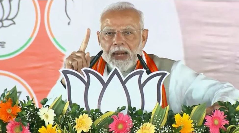 राजीव गांधी के समय कांग्रेस...पीएम मोदी ने आरक्षण पर कांग्रेस को घेरा