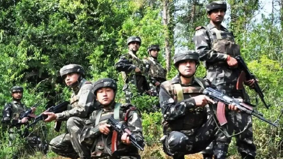 मणिपुर: जिरीबाम में 10 कुकी उग्रवादी ढेर, सीआरपीएफ का एक जवान घायल