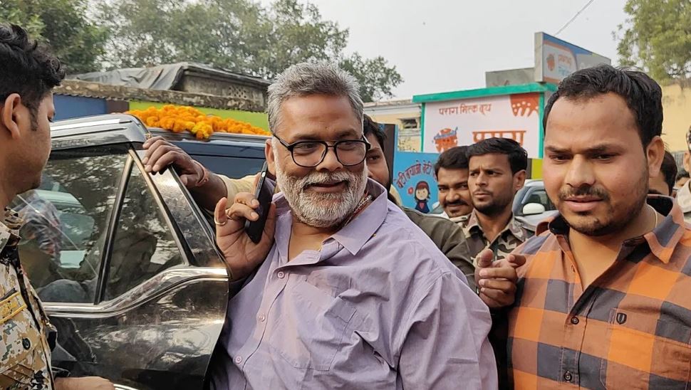 गाजीपुर आ गए… यूपी में घुसते ही लॉरेंस गैंग ने किया पप्पू यादव को फोन