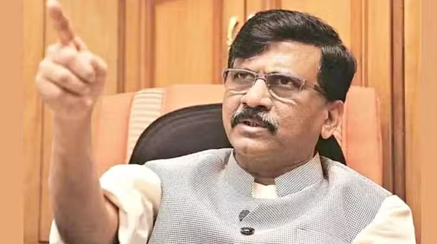 ईवीएम का मंदिर बने, एक तरफ पीएम और दूसरी तरफ शाह की प्रतिमा हो: संजय राउत