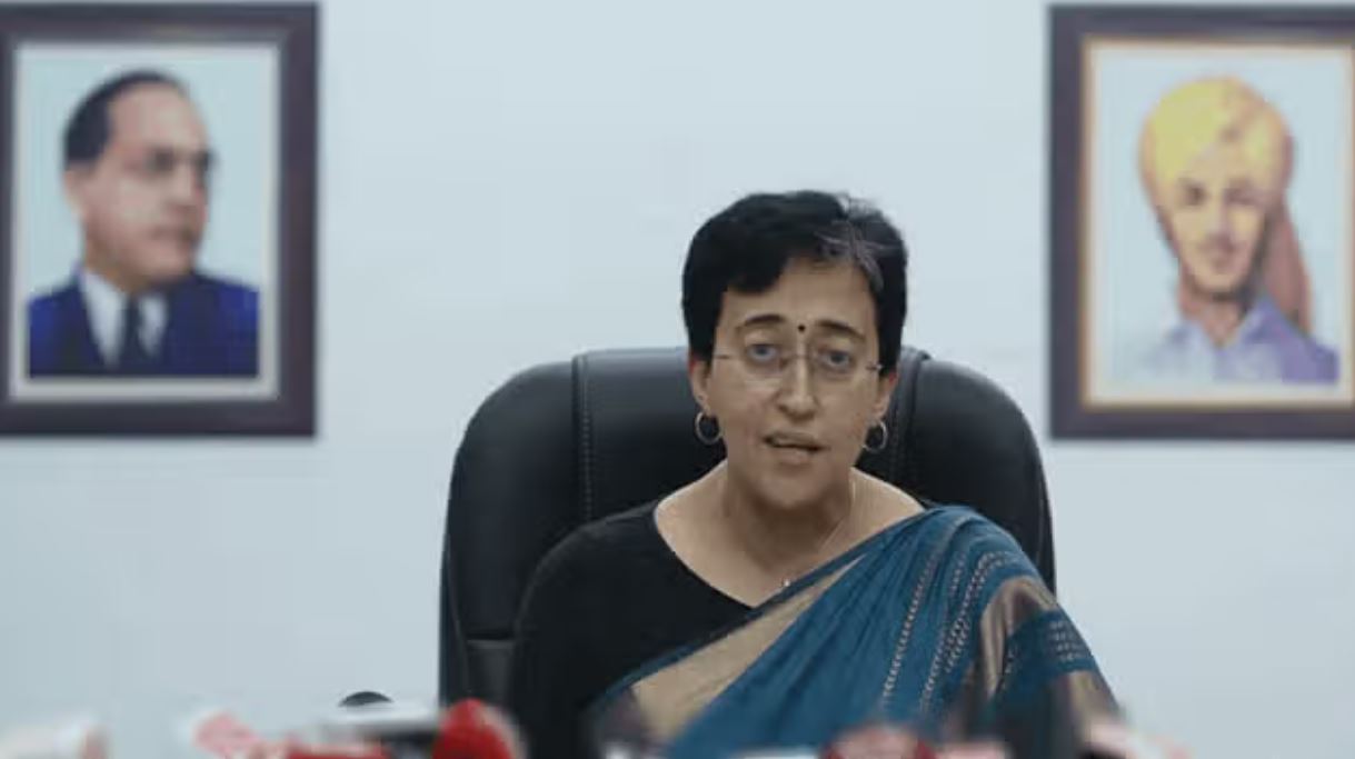 दिल्ली में छठ पर्व पर रहेगा एक दिन का अवकाश, एलजी के प्रस्ताव पर सीएम की हरी झंडी