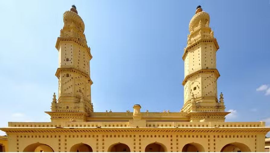 श्रीरंगपटना जामा मस्जिद में चल रहे मदरसा पर विवाद, केंद्र की उच्च न्यायालय से अपील- इसे खाली कराएं