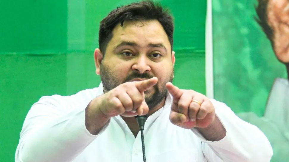 हिंदू-मुस्लिम के नाम पर नफरत फैला रहे हैं… बोकारो रैली में भाजपा पर बरसे तेजस्वी यादव