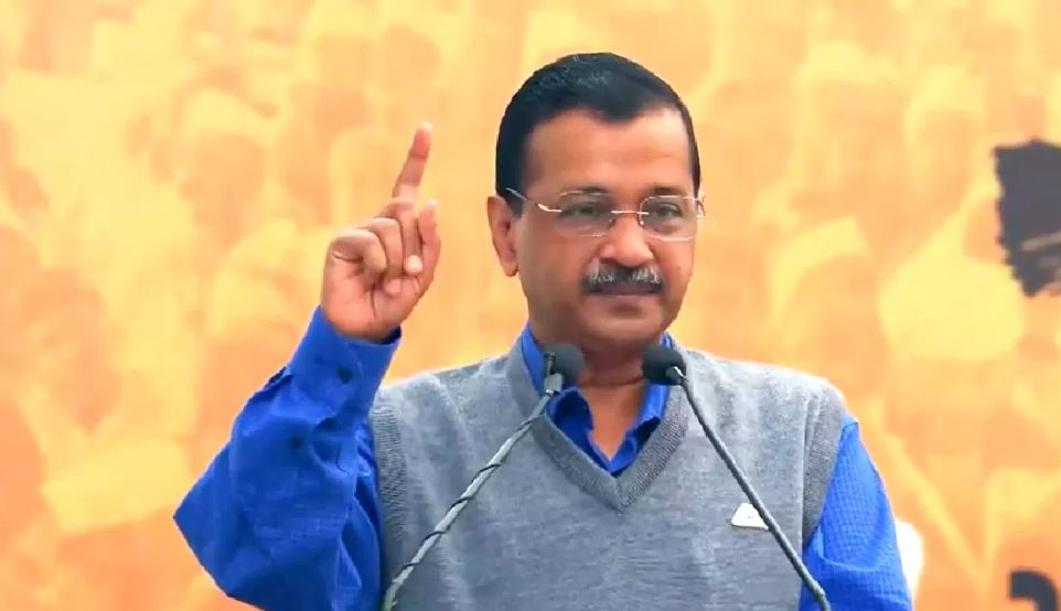 केजरीवाल का बड़ा ऐलान, दिल्ली में ऑटोवालों का होगा 10 लाख का बीमा