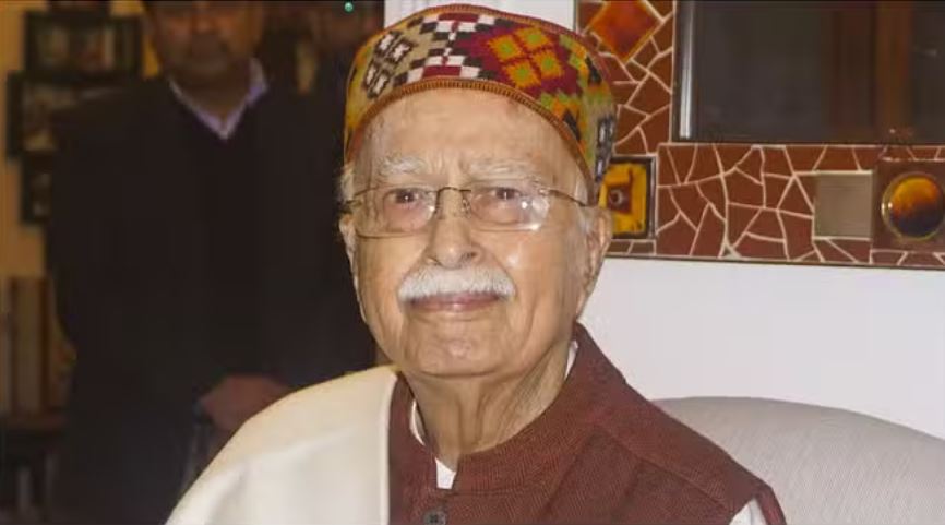 वरिष्ठ भाजपा नेता लालकृष्ण आडवाणी अस्पताल में भर्ती