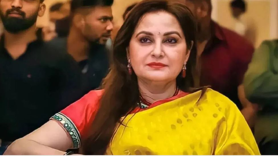 जया प्रदा के खिलाफ एमपी-एमएलए कोर्ट ने जारी किया वारंट