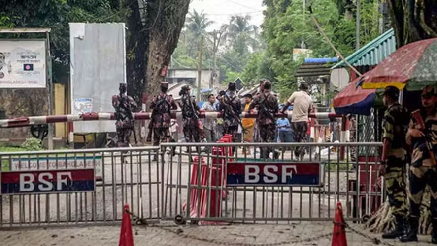 बांग्लादेश: पुलिस अधिकारियों ने 54 इस्कॉन सदस्यों को भारत आने से रोका