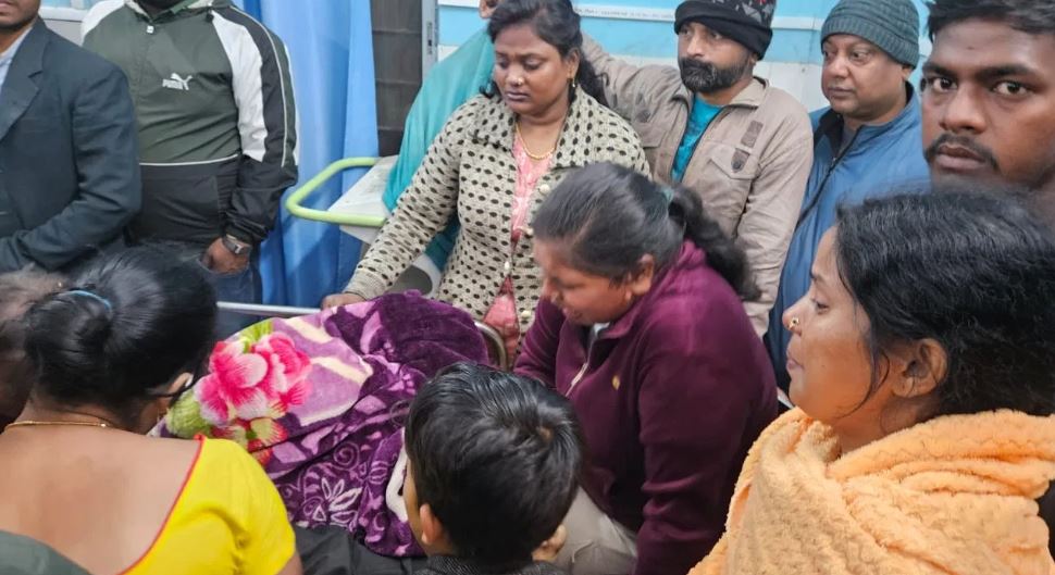 किशनगंज में हादसा…बाजार में दीवार गिरी, 3 लोगों की मलबे में दबने से मौत